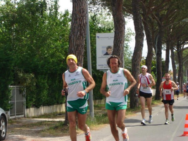 36° km.  Maratona di Pisa 17.05.09 094.jpg