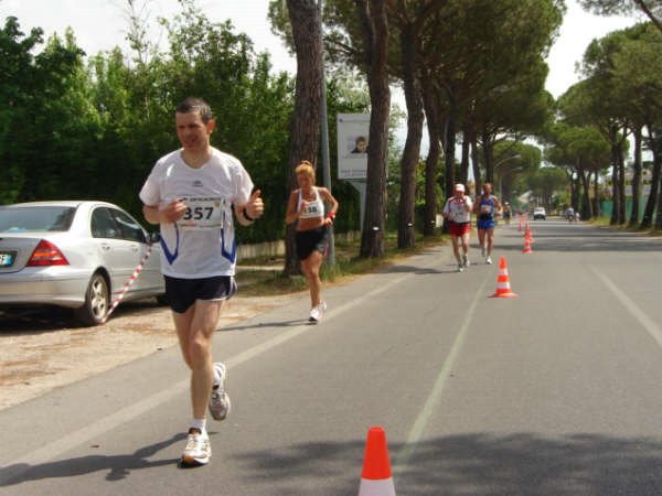 36° km.  Maratona di Pisa 17.05.09 097.jpg