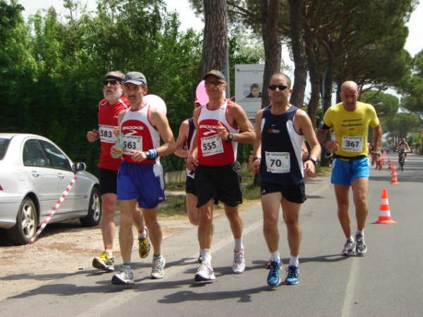 36° km.  Maratona di Pisa 17.05.09 102.jpg